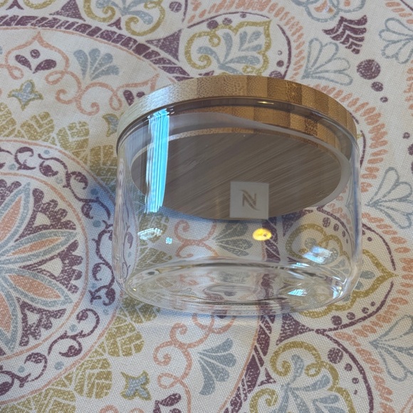 Nespresso Mini Display with Bamboo Lid - Picture 2 of 4